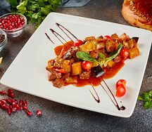 Говяжья печень с овощами