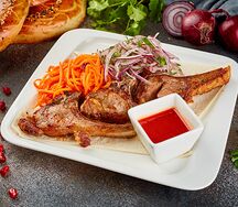 Каре ягнёнка на мангале