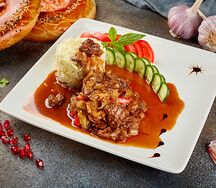 Тушеное мясо с рисом