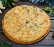 Хачапури с сыром и зеленью