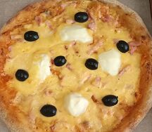 Пицца Бекон и маслины