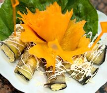 Баклажаны с сырной начинкой