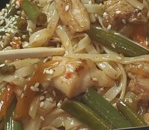 Wok с курицей