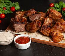 Сет из свинины, баранины и курицы