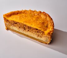 Пирог с уткой и инжиром