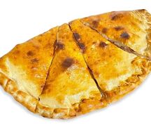 Кальцоне с ветчиной и курицей