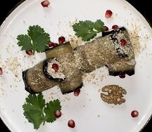 Баклажановые рулетики с орехом 