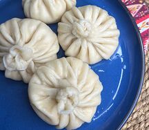 Хинкали со свининой и говядиной