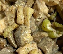 Запеченная курица с овощами