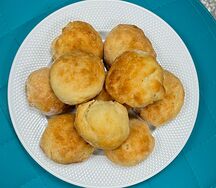 4 кусочка хлеба 