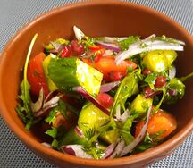 Салат со свежими овощами