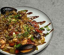 Удон с морепродуктами 