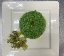 Шпинат с чесноком и сливками