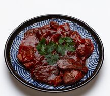 Говядина тушеная ломтиками