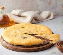 Пирог с говяжьим фаршем и капустой
