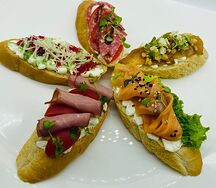 Ассорти брускетт
