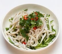 Нежный кальмар с огурцом