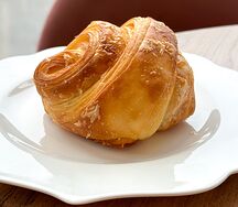 Круассан курица-карри
