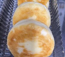 Сырники с вишневой начинкой