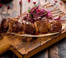 Шашлык из бараньей печени с курдюком 
