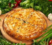 Хачапури со шпинатом и сыром