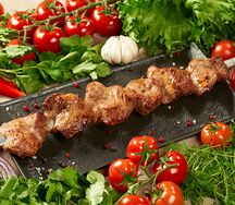 Шашлык из cвинoй шейки