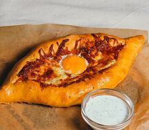 Хачапури по-аджарски