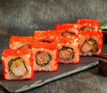 Ролл Калифорния с Креветкой в икре