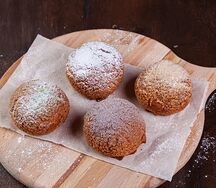 Булочка Шу с маракуей