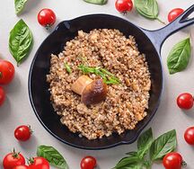Греча отварная с грибами и луком
