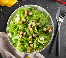 Салат Цезарь классический