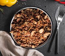 Рис чесночный с овощами и курицей