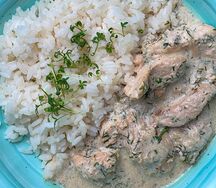 Курица чкмерули с рисом