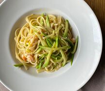 Паста с цукини и креветками