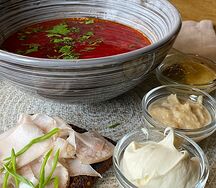 Борщ с телятиной и салом