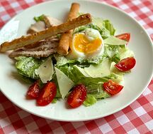 Цезарь с курицей