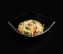 Яичная лапша со свининой