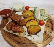 Ланч с шашлыком из свинины