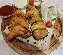 Ланч с крылышками