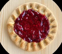 Ржаная калитка с вишней