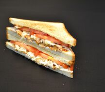 Сэндвич с курицей и сыром