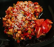 Салат Тонкацу с курицей