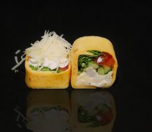 Тортилья четыре сыра с курицей