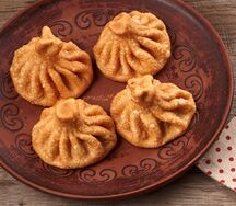 Хинкали жареные с креветкой