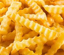 Большой картофель фри и соус