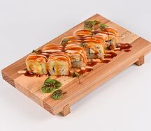 Запеченный ролл с моцареллой