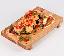 Запеченный ролл с креветкой
