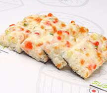 Суши пицца с семгой