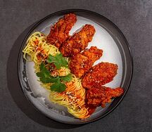 Крылышки с лапшой