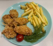 Крылышки и картофель фри